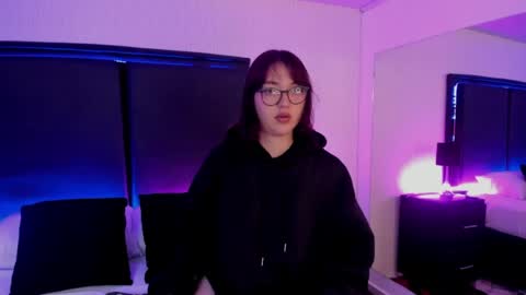 LilithBluum  online show from April 10, 11:26 am