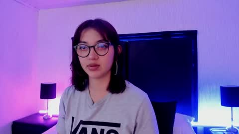 LilithBluum  online show from April 12, 11:48 am