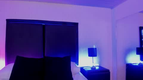 LilithBluum  online show from April 14, 6:58 pm