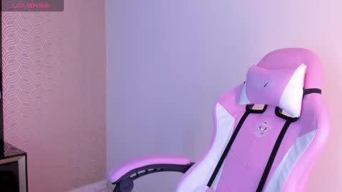 Snapshot of lilithcary chatting on February 11, 8:42 pm Lilith online show from February 11, 8:42 pm