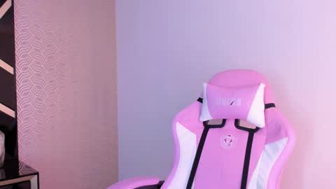 Snapshot of lilithcary chatting on February 12, 8:07 pm Lilith online show from February 12, 8:07 pm