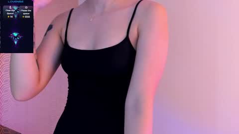 Snapshot of lilithcary chatting on March 3, 2:26 am Lilith online show from March 3, 2:26 am