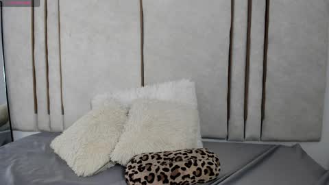 Lilith online show from April 14, 11:44 pm