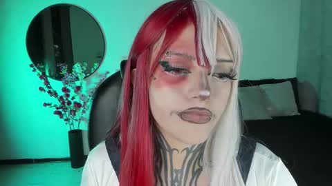 Lilith online show from September 25, 4:05 am