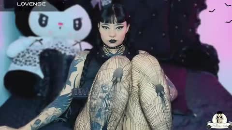 Snapshot of lilithmoon666 chatting on January 13, 9:53 pm online show from January 13, 9:53 pm