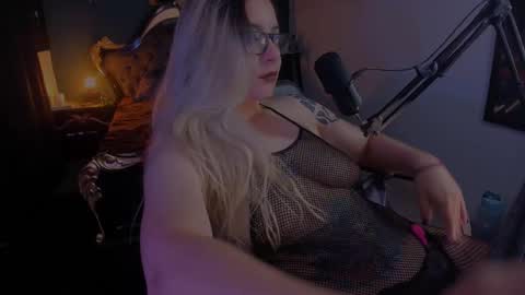 lilithmystic01 online show from January 26, 1:04 pm