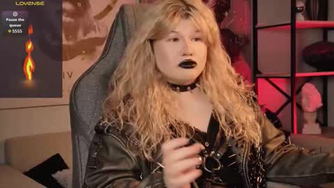 LilithNelson online show from March 28, 11:26 pm