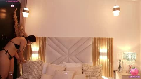 lilithnyx_x online show from April 14, 12:05 am