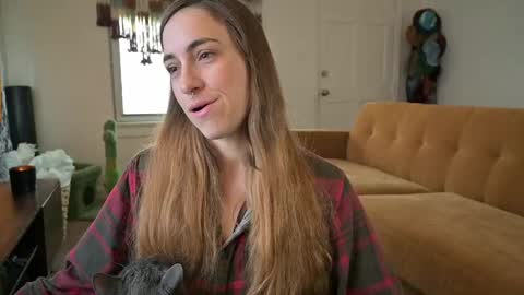 L online show from September 20, 11:28 pm