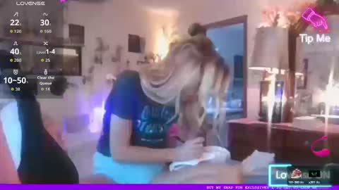 Lilithohfish online show from October 10, 1:32 pm