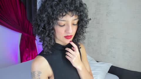 Snapshot of lilithsteinberg chatting on December 5, 6:55 pm jessi 3 online show from December 5, 6:55 pm