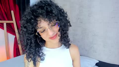 Snapshot of lilithsteinberg chatting on February 20, 7:08 pm jessi 3 online show from February 20, 7:08 pm