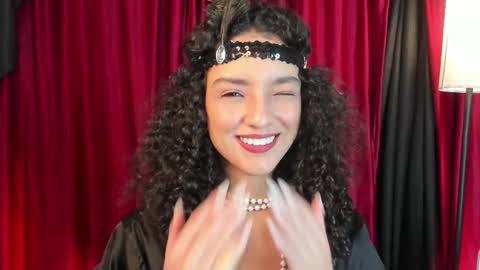 Snapshot of lilithsteinberg chatting on November 2, 8:22 pm jessi 3 online show from November 2, 8:22 pm