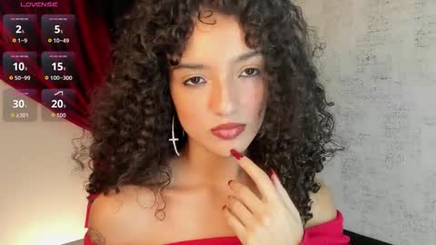 Snapshot of lilithsteinberg chatting on December 5, 7:43 pm jessi 3 online show from December 5, 7:43 pm