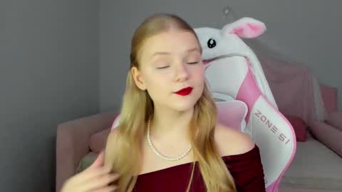 Snapshot of lilitrosen chatting on October 13, 5:35 pm lilitrosen online show from October 13, 5:35 pm