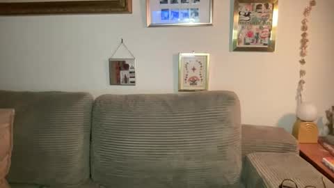 lilldaddysgirl online show from February 26, 5:06 am