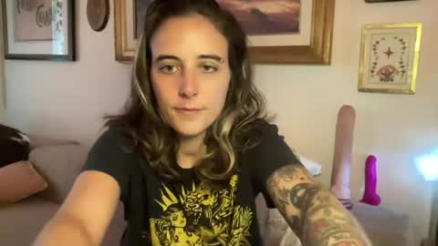 lilldaddysgirl online show from July 9, 5:28 pm