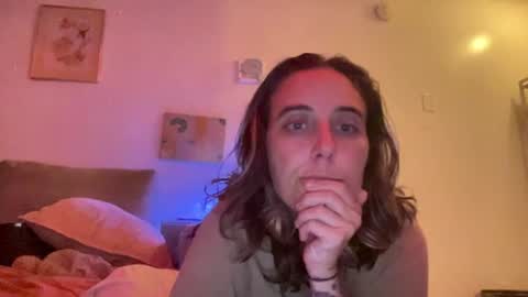 lilldaddysgirl online show from August 5, 6:16 am