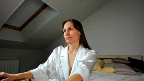 lillian_white1 online show from January 29, 1:17 pm