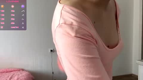 Snapshot of lillianadejager chatting on June 15, 3:42 am Nelly online show from June 15, 3:42 am