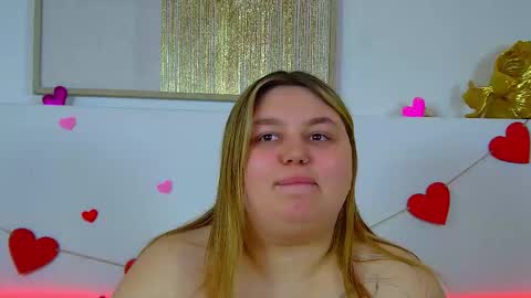 Snapshot of lillianhaig chatting on February 15, 7:51 am LillianHaig online show from February 15, 7:51 am