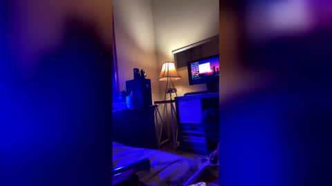 lillshaty online show from December 17, 3:34 am