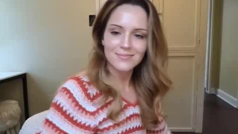 lilly_adams88 online show from April 4, 9:45 pm