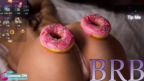 Snapshot of lilly_black888 chatting on December 14, 9:45 pm Lilly online show from December 14, 9:45 pm