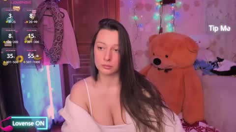 Snapshot of lilly_black888 chatting on March 8, 12:00 am Lilly online show from March 8, 12:00 am