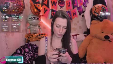 Snapshot of lilly_black888 chatting on October 21, 7:03 pm Lilly online show from October 21, 7:03 pm