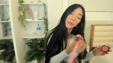 Snapshot of lilly_denson8 chatting on December 19, 4:02 pm Sweety Lilly Love online show from December 19, 4:02 pm