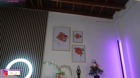 Sofia online show from April 15, 1:40 pm