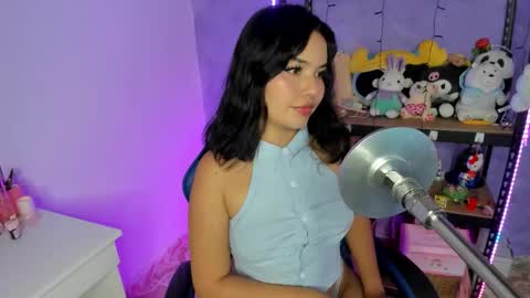 Snapshot of lilly_kinky chatting on November 16, 3:45 am Lilly online show from November 16, 3:45 am