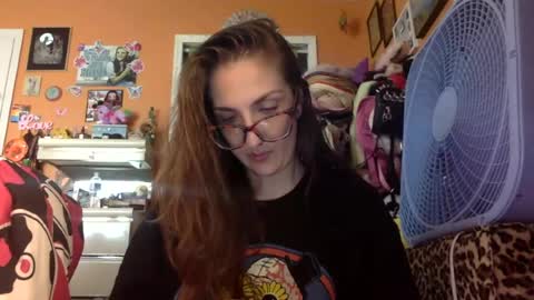 hi guys im back on here 3 online show from July 13, 8:33 pm