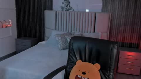 Lilly Ortiz online show from February 10, 11:36 am