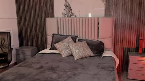 Lilly Ortiz online show from April 7, 7:58 pm