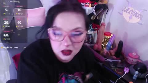 Lilo  online show from October 4, 1:09 pm