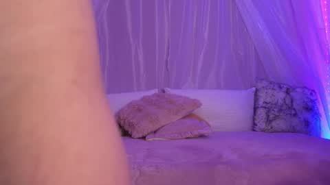 Lilou online show from March 28, 8:52 pm