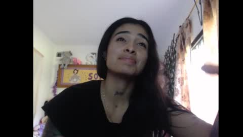 lil palacio online show from December 5, 1:38 pm