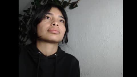 lil palacio online show from March 8, 9:28 am