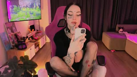 Snapshot of lilpresident chatting on October 3, 1:13 am lilpresident online show from October 3, 1:13 am