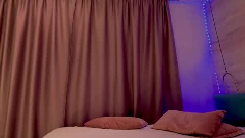 Lil online show from October 29, 10:11 pm