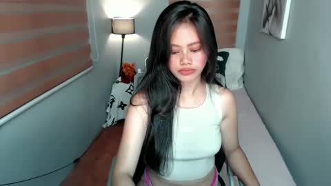 Snapshot of lilsweet_marie chatting on December 16, 9:35 am Lilsweet marie online show from December 16, 9:35 am