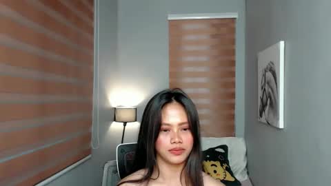 Snapshot of lilsweet_marie chatting on December 16, 12:38 pm Lilsweet marie online show from December 16, 12:38 pm