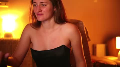 Snapshot of liltightbabe chatting on June 15, 6:10 pm liltightbabe online show from June 15, 6:10 pm