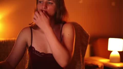 Snapshot of liltightbabe chatting on June 16, 8:22 pm liltightbabe online show from June 16, 8:22 pm