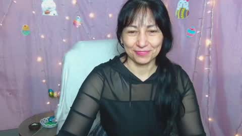 lilugrants online show from April 15, 7:10 pm