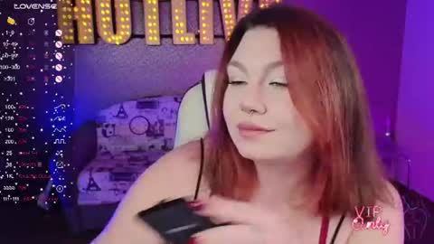 Snapshot of lilumytrend chatting on July 18, 12:31 pm Lilu online show from July 18, 12:31 pm