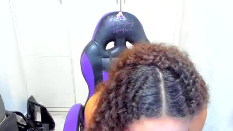 Snapshot of lily_anal_squirt chatting on December 21, 7:49 pm lily_anal_squirt online show from December 21, 7:49 pm