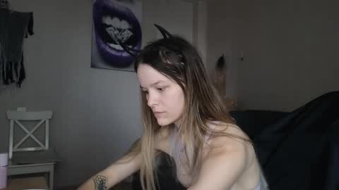 lily_and_jake online show from November 2, 8:06 am